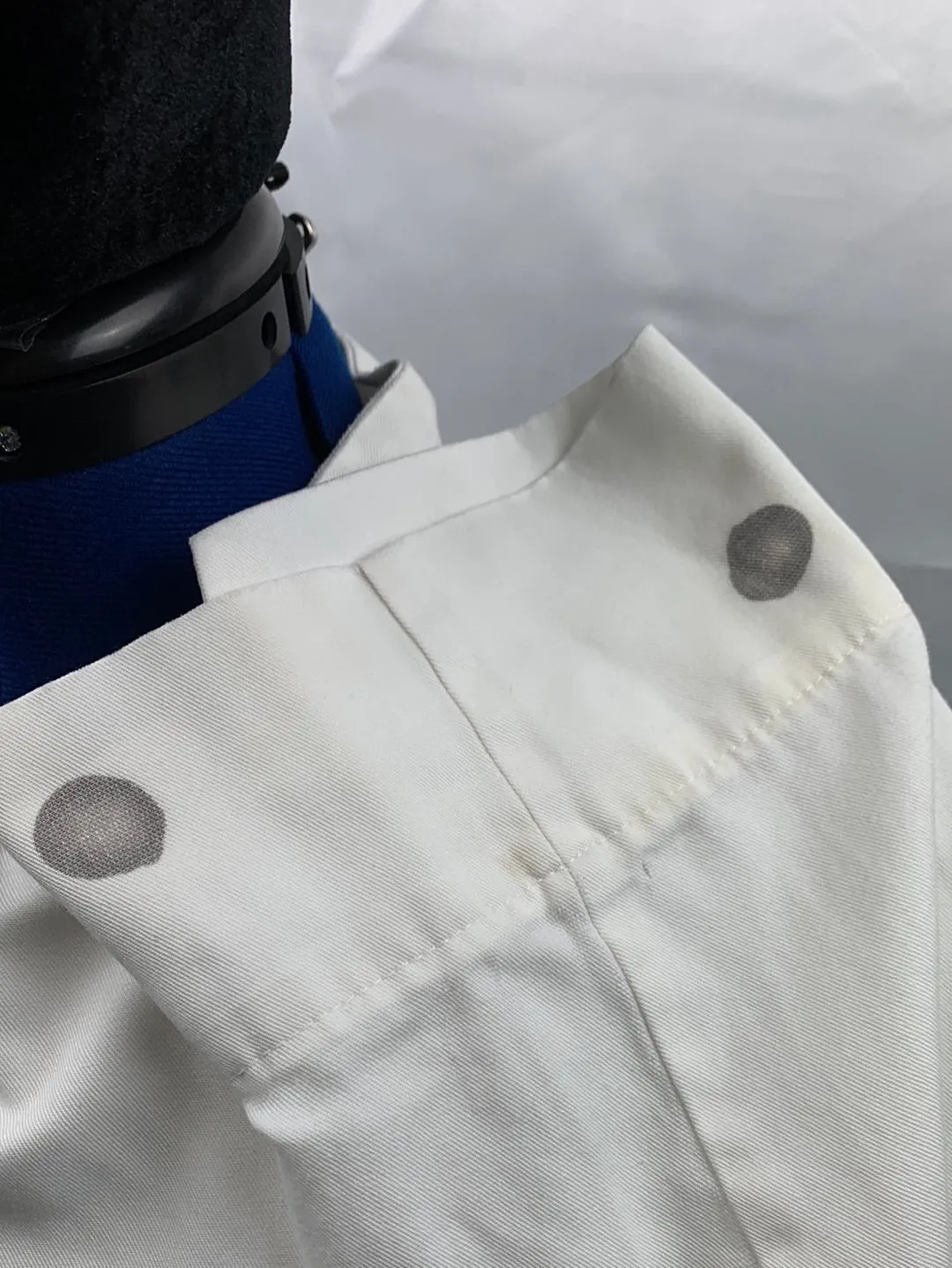 Chef Jacket Unisex XLG White, Fabric Buttons- Preowned / Vintage