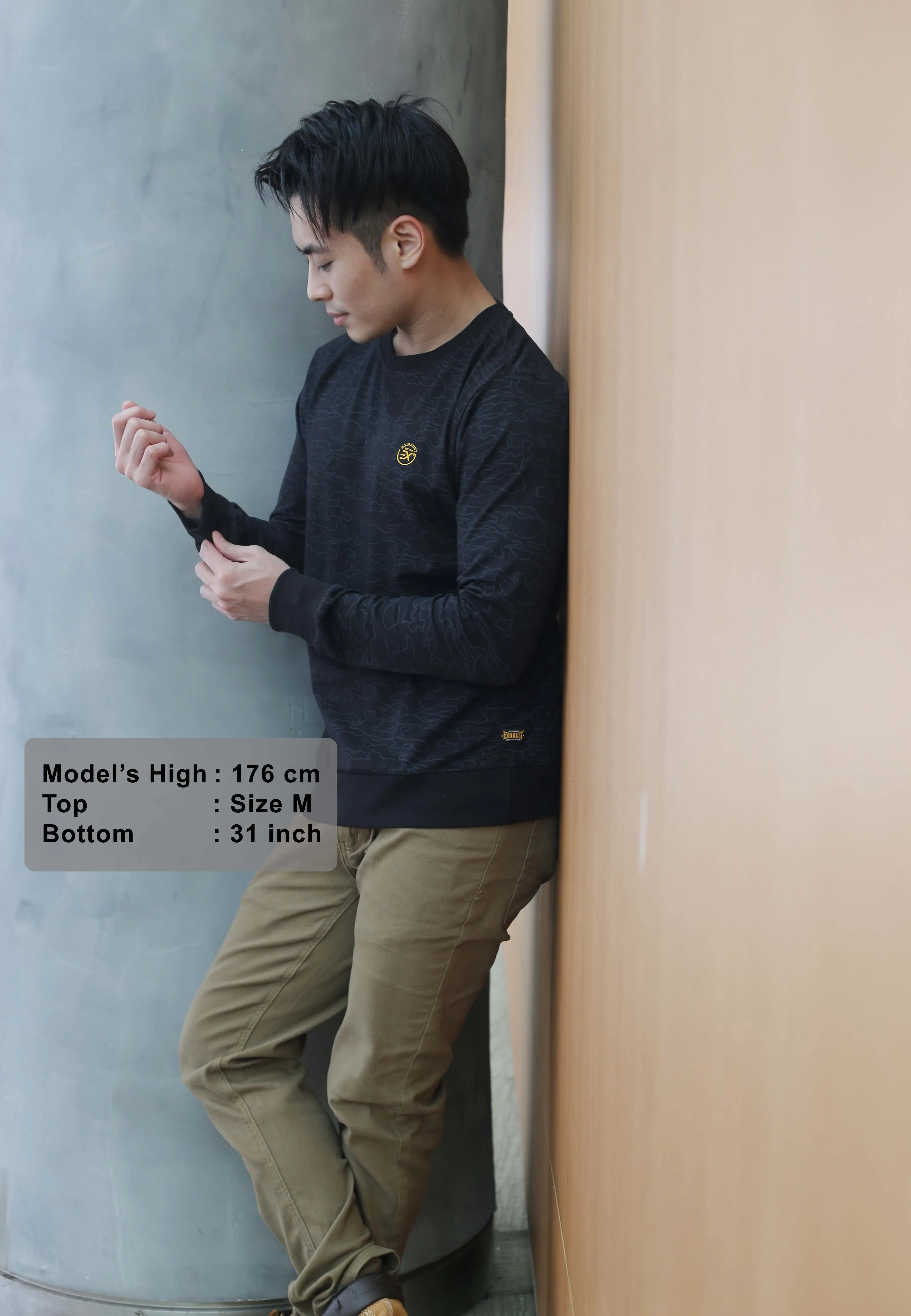 EXHAUST Long Sleeve Sweater 1411